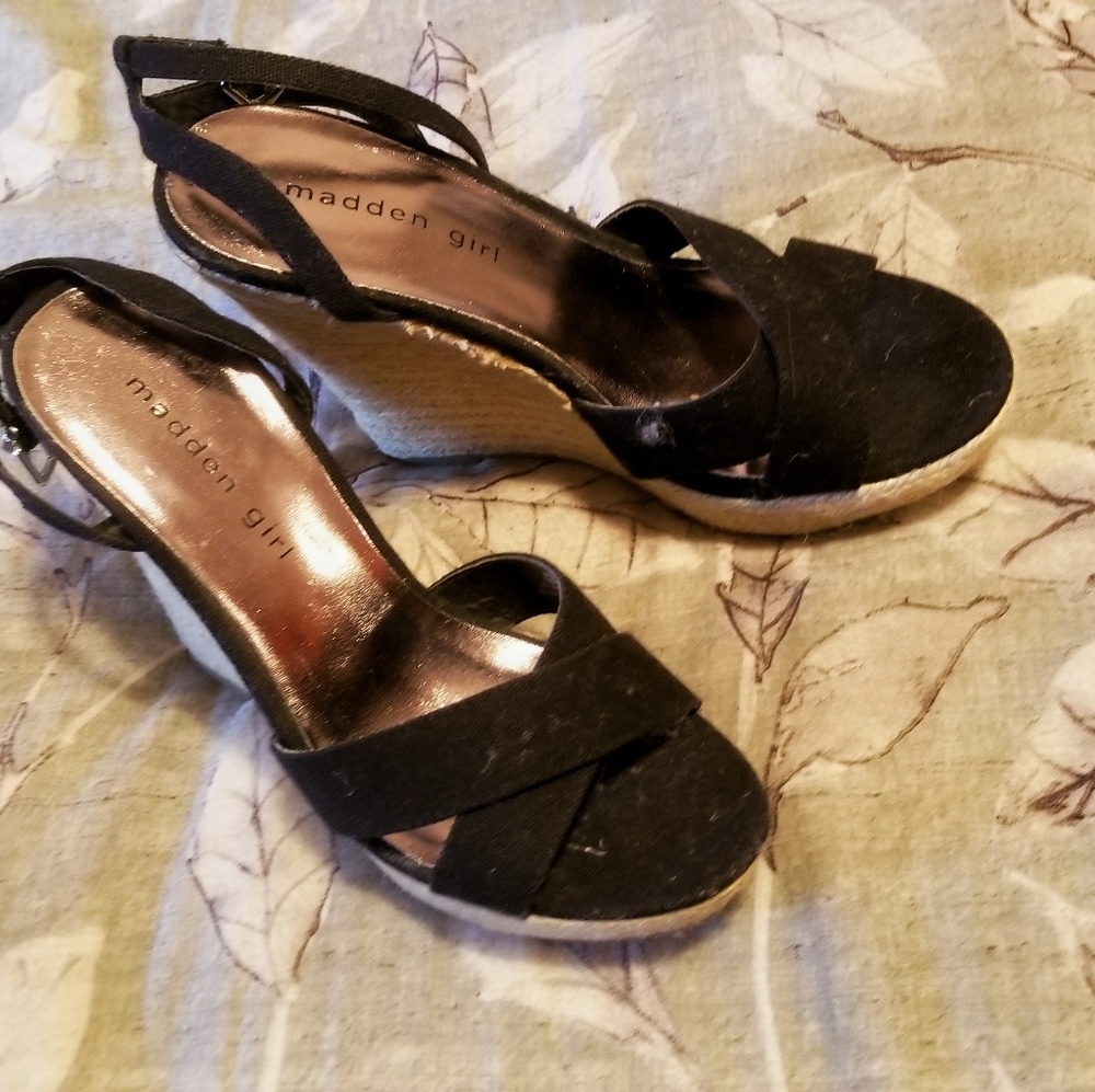 Shoes - Picture 2 of 2